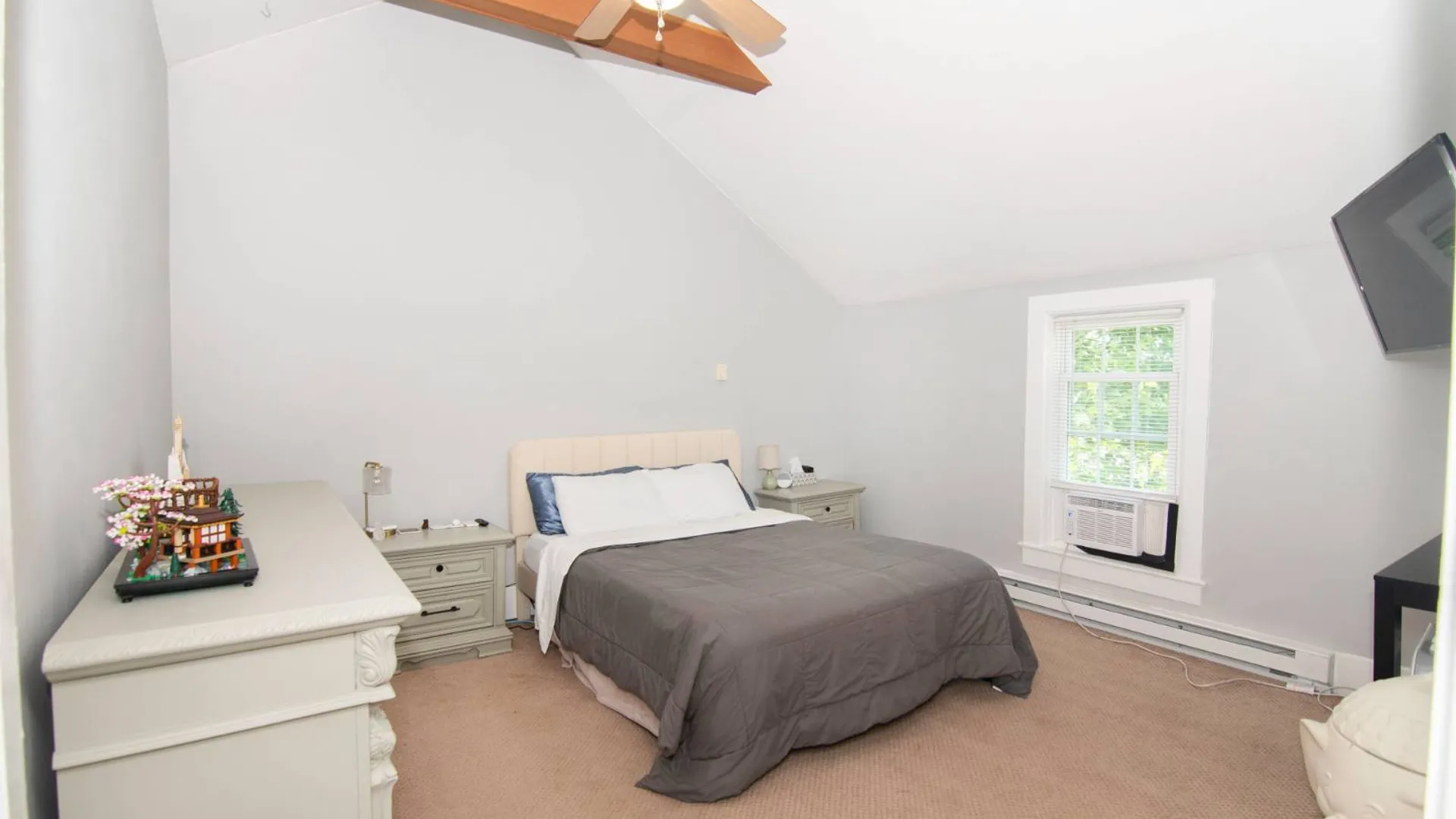 Property at 24 Walnut St., Saratoga Springs, NY 12866 61