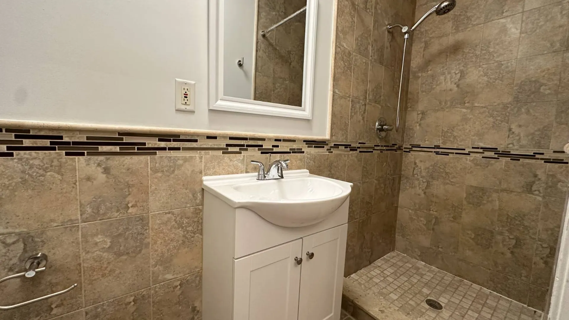 Property at 101 Pioneer Street, Brooklyn, NY 11231 9
