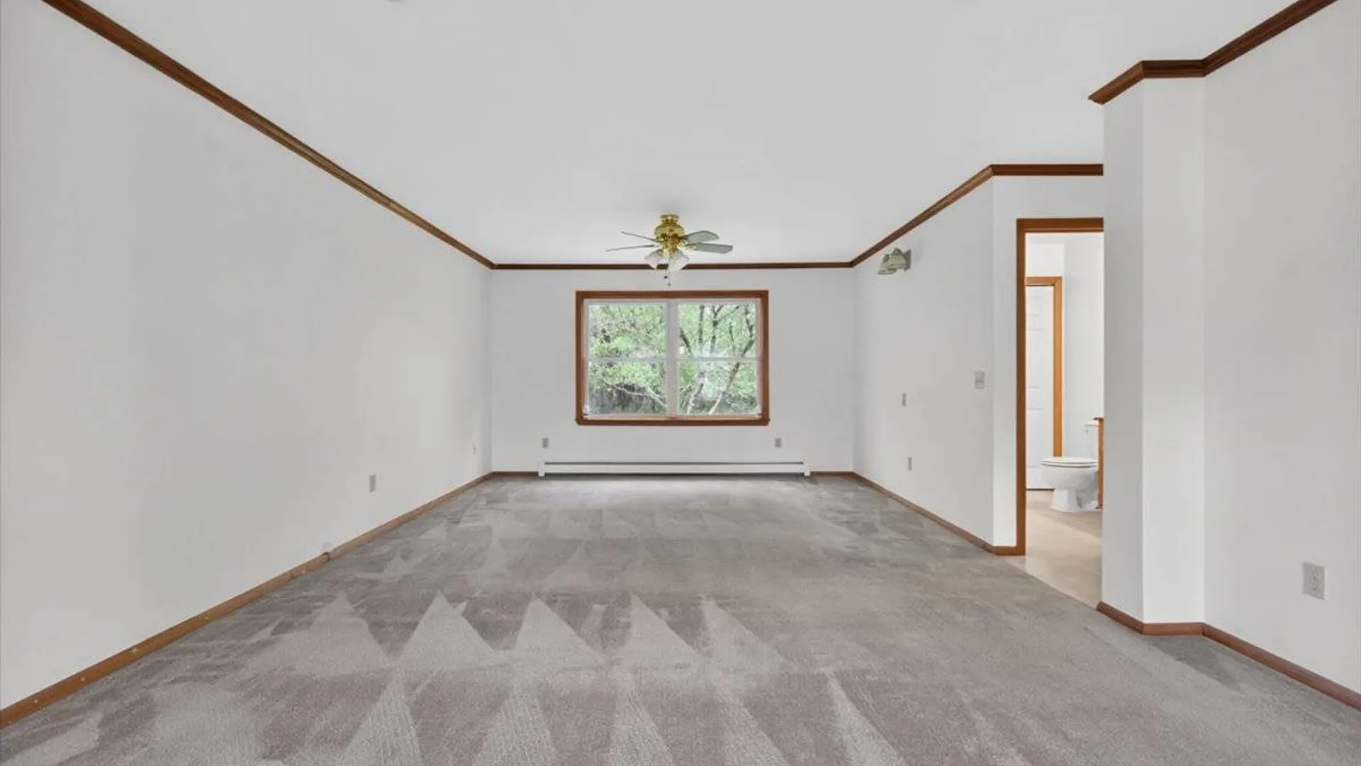 Property at 12 Pine Ave, Johnstown, NY 12095 16