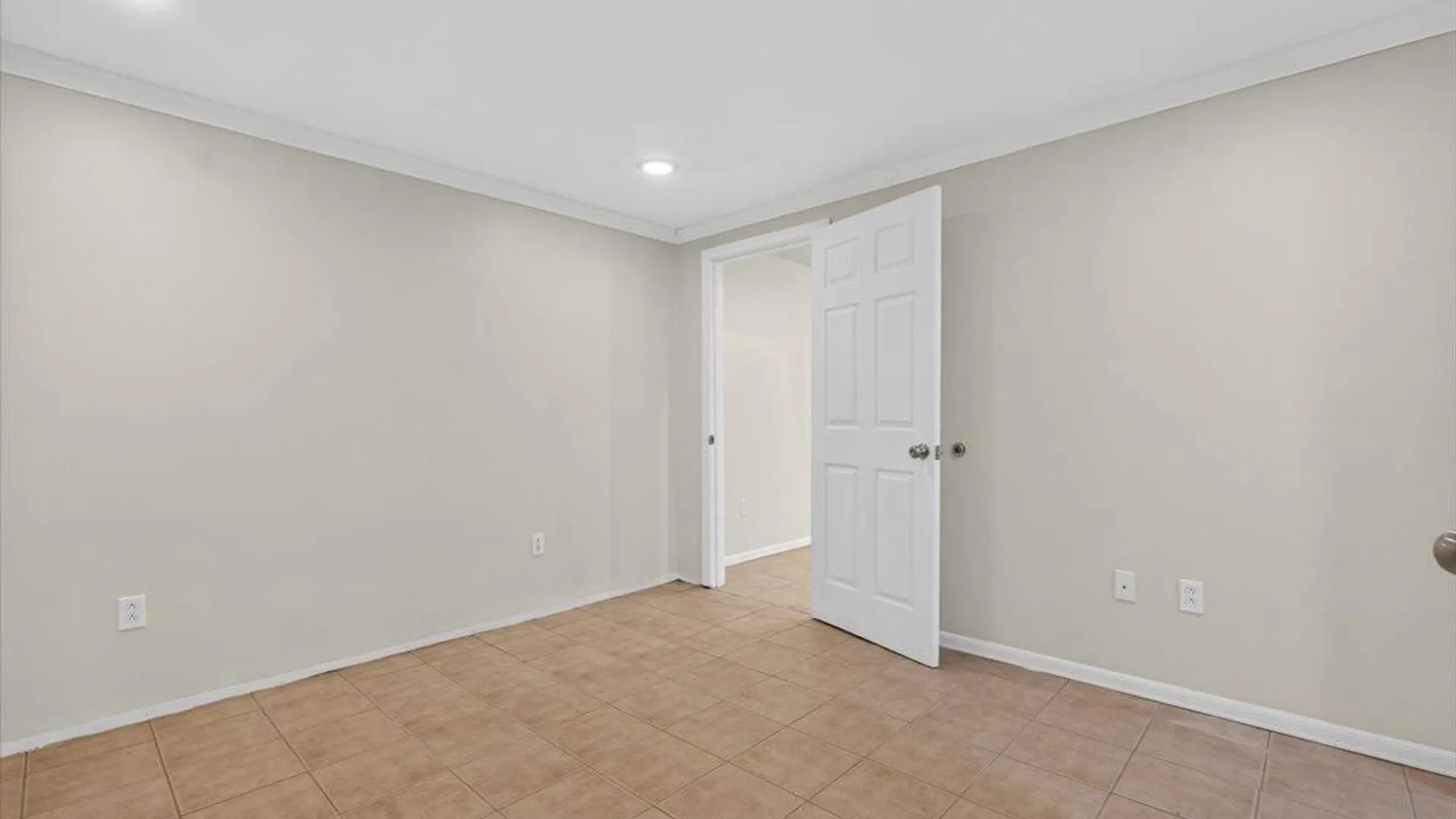 Property at 12 Pine Ave, Johnstown, NY 12095 23