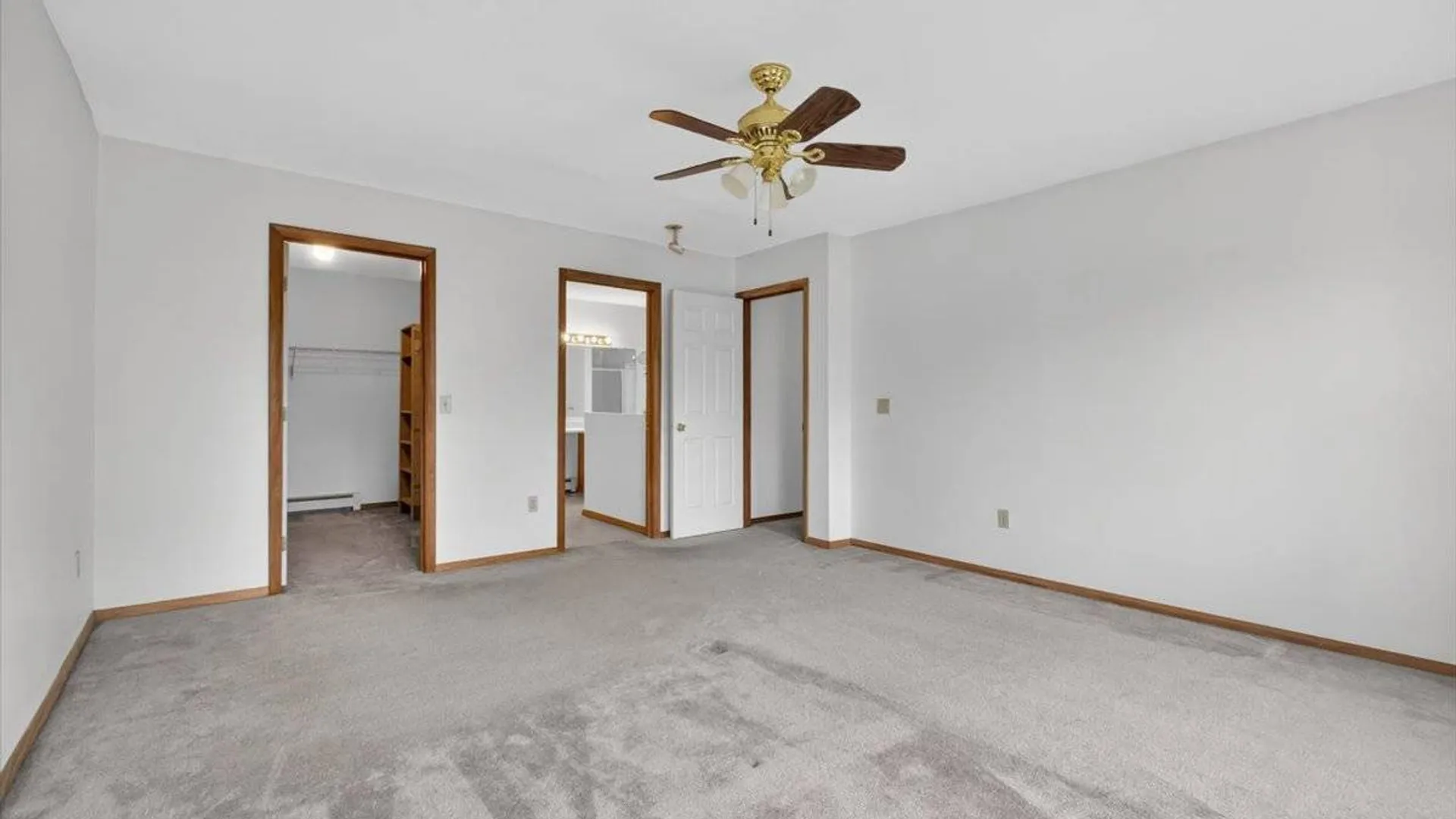 Property at 12 Pine Ave, Johnstown, NY 12095 27