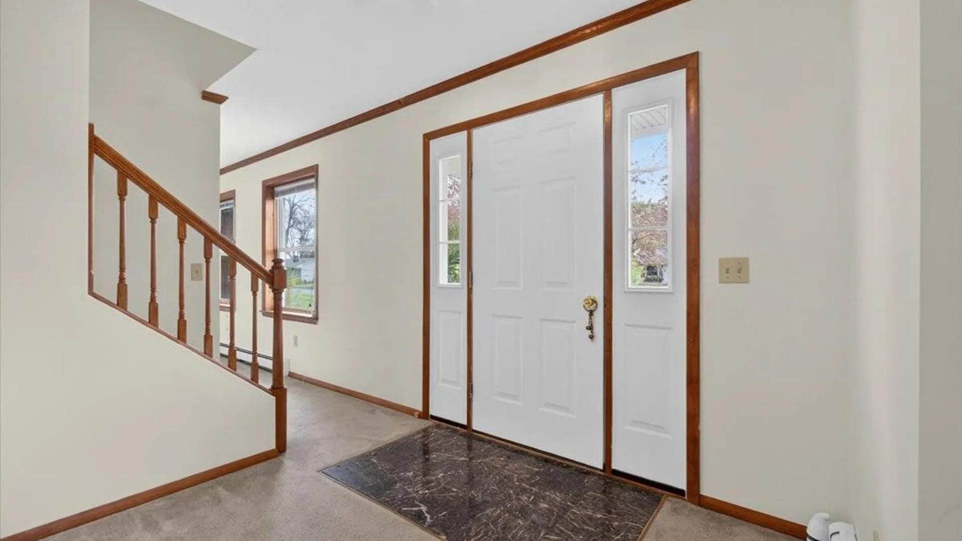 Property at 12 Pine Ave, Johnstown, NY 12095 3