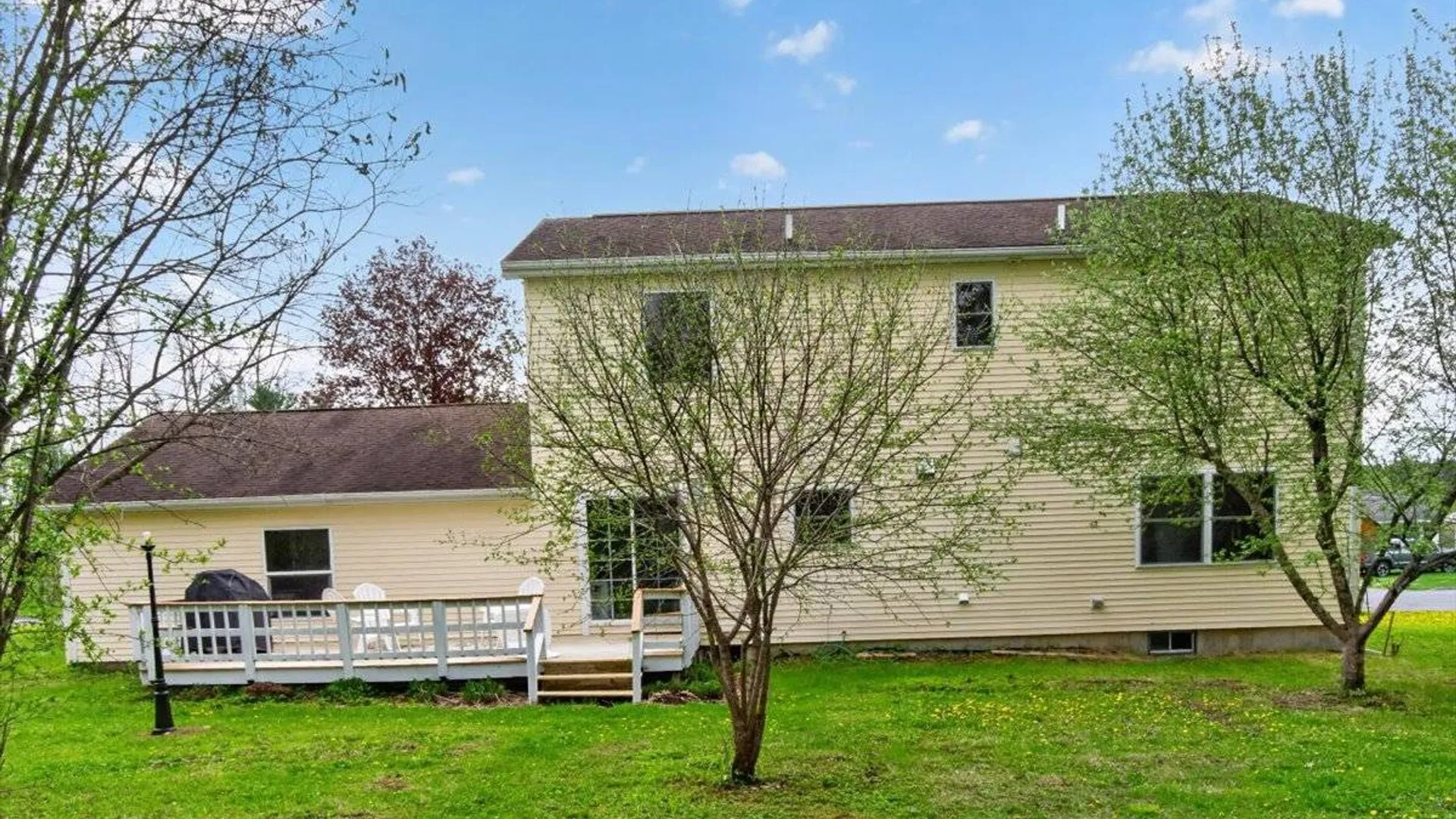 Property at 12 Pine Ave, Johnstown, NY 12095 53