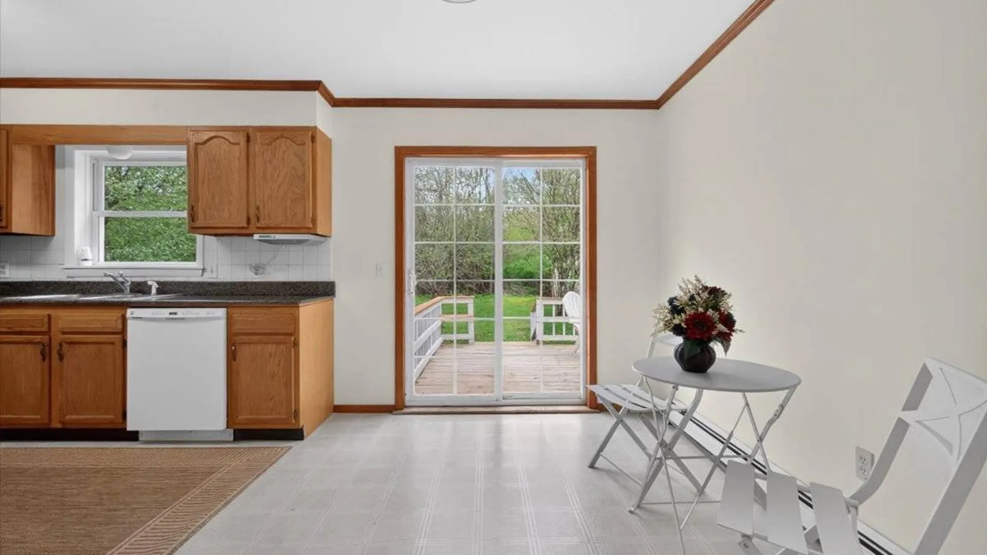 Property at 12 Pine Ave, Johnstown, NY 12095 8