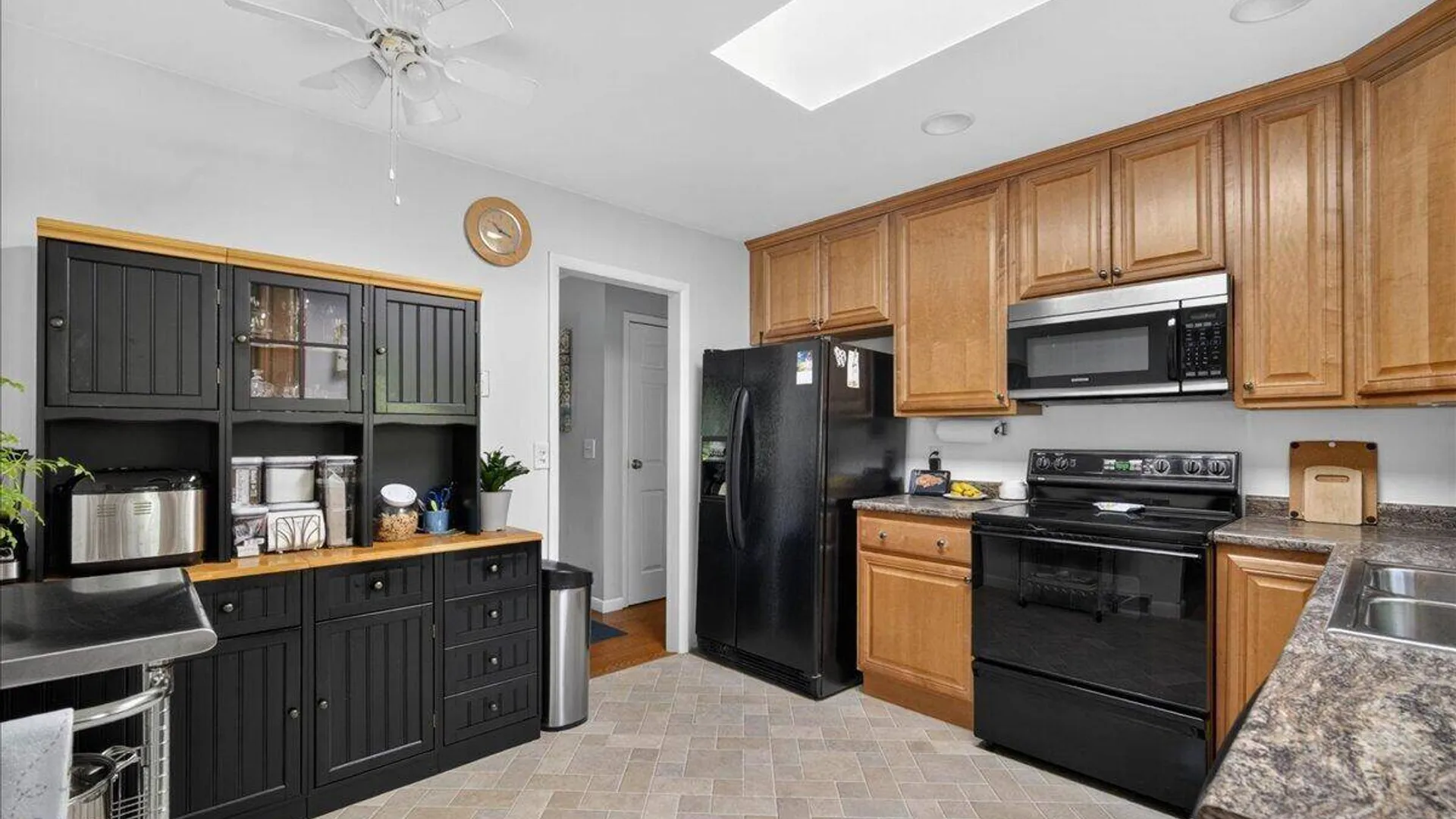 Property at 12 Cherry Lane, Clifton Park, NY 12065 17