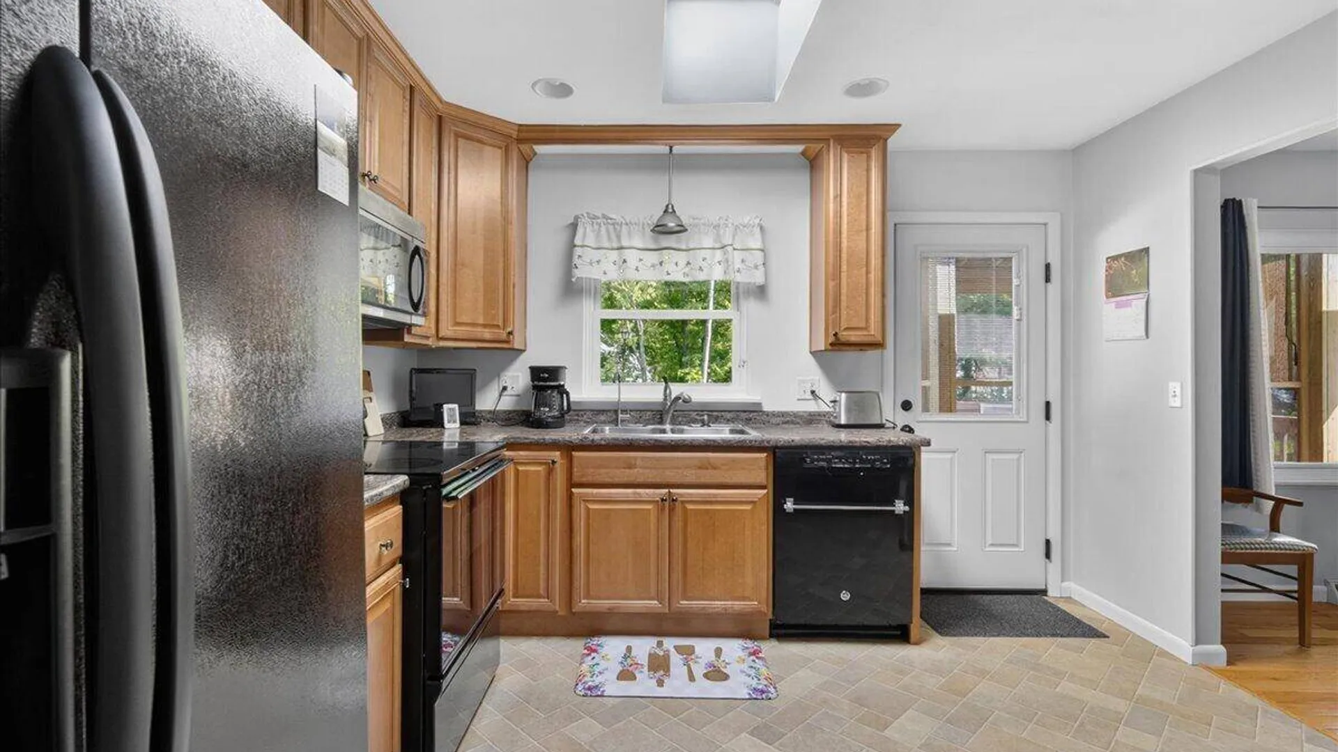 Property at 12 Cherry Lane, Clifton Park, NY 12065 19