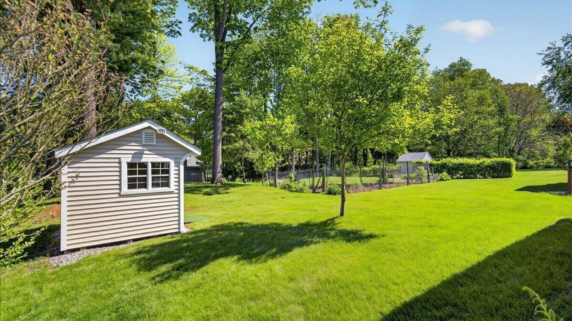 Property at 12 Cherry Lane, Clifton Park, NY 12065 3