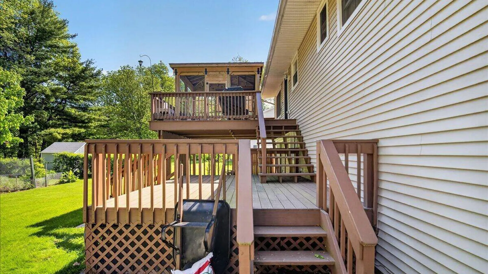 Property at 12 Cherry Lane, Clifton Park, NY 12065 5