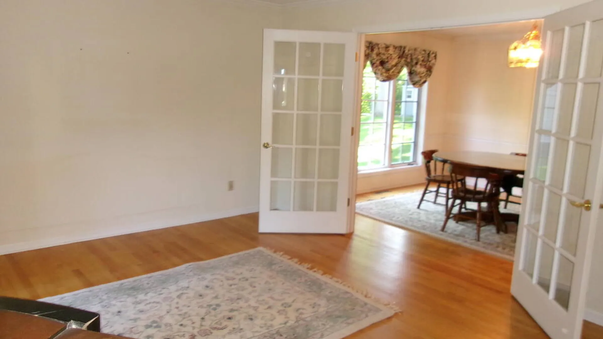 Property at 15 Pinecrest Drive, Niskayuna, NY 12309 15
