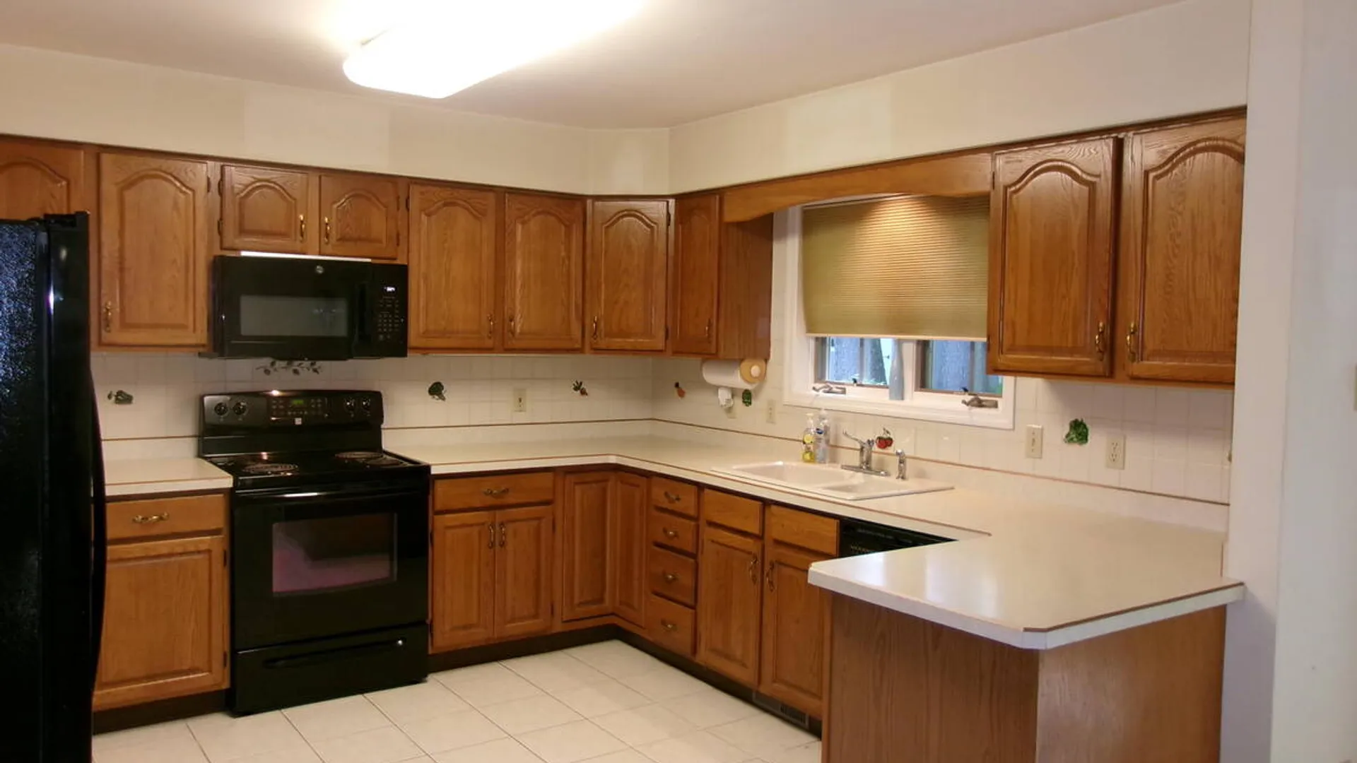 Property at 15 Pinecrest Drive, Niskayuna, NY 12309 28
