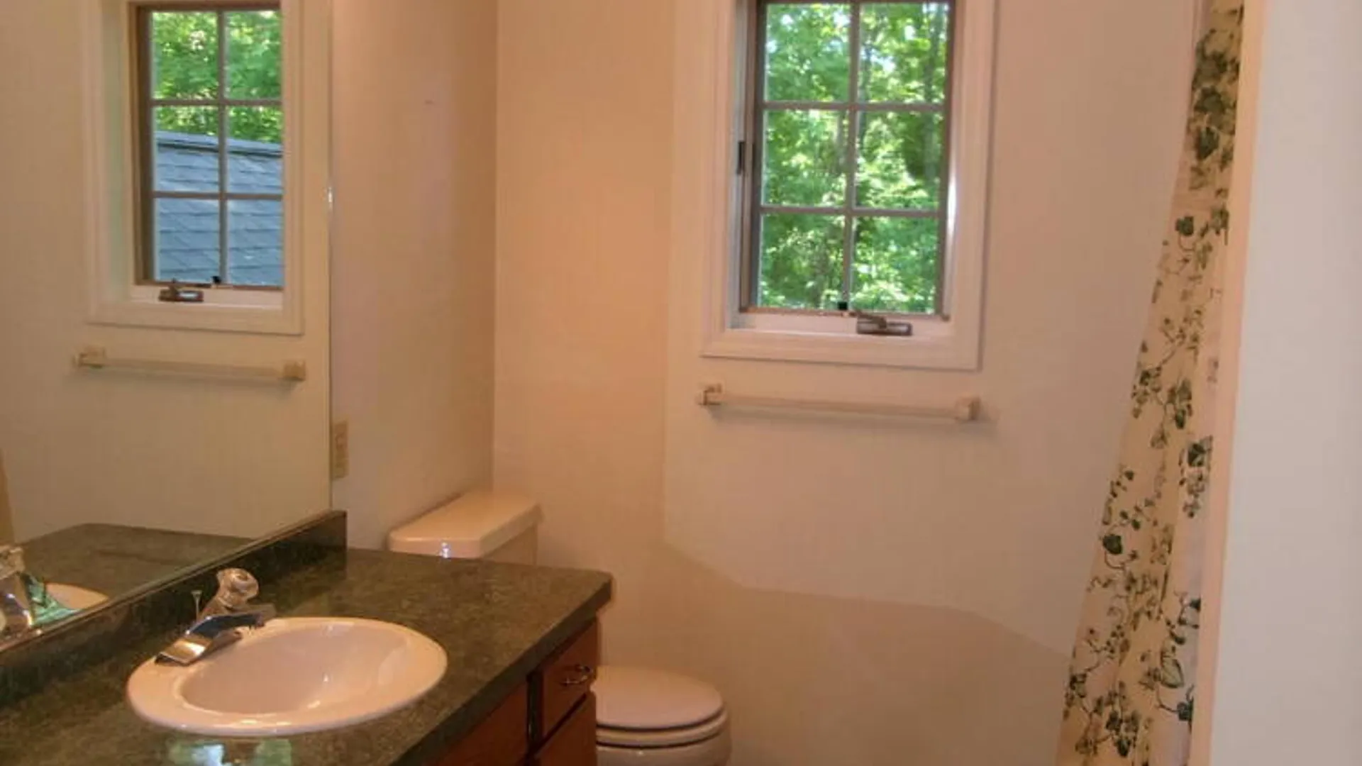 Property at 15 Pinecrest Drive, Niskayuna, NY 12309 53