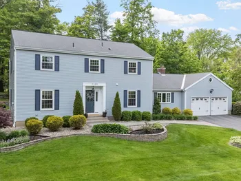 Property at 2109 Orchard Park Drive, Niskayuna, NY 12309