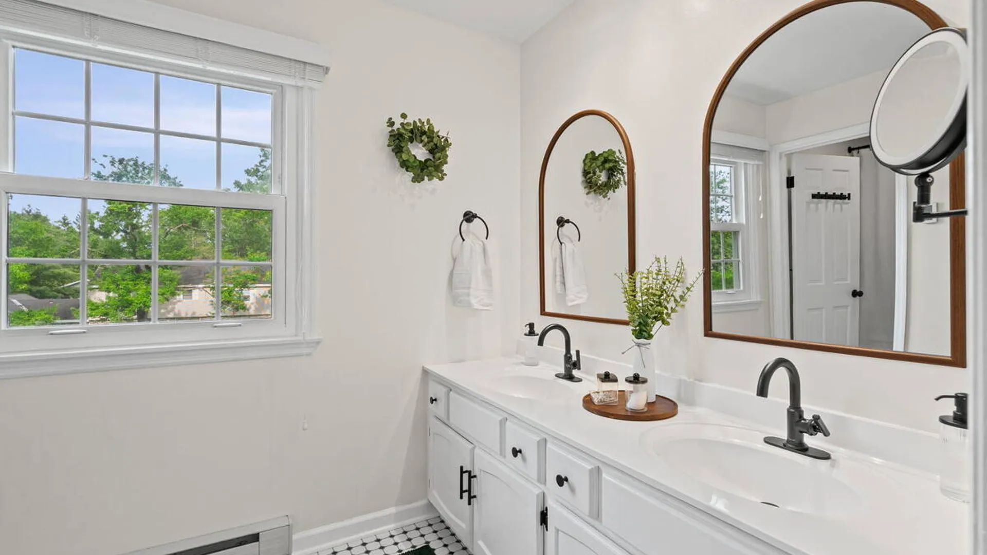 Property at 2109 Orchard Park Drive, Niskayuna, NY 12309 37