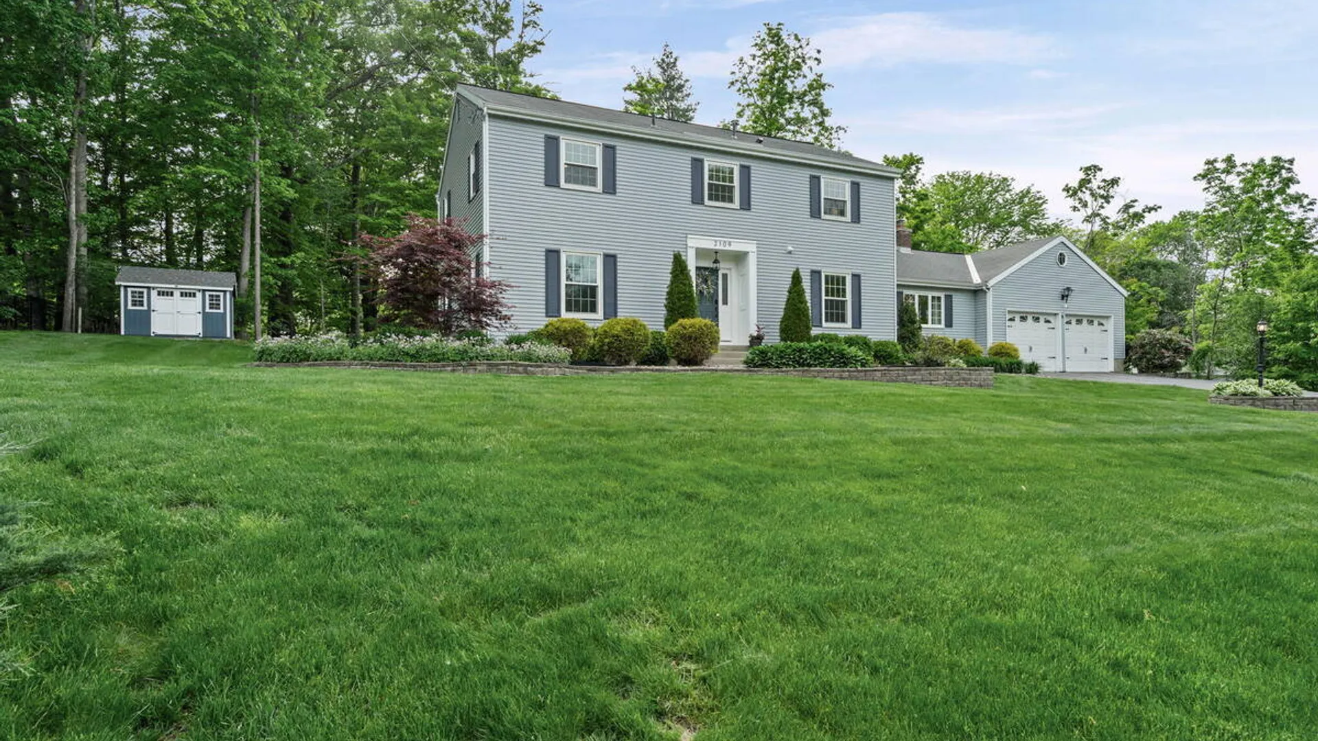 Property at 2109 Orchard Park Drive, Niskayuna, NY 12309 4