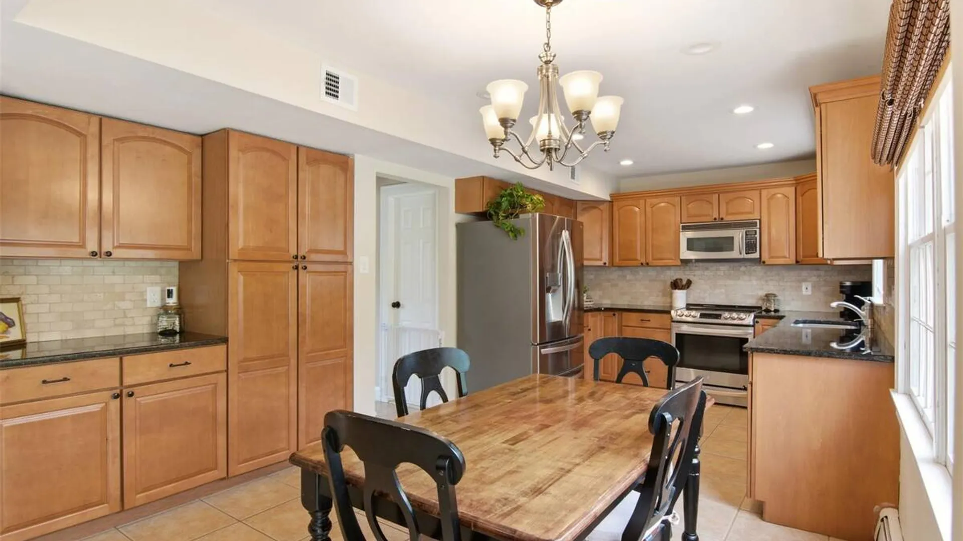 Property at 4 Blackwell Court, Stony Brook, NY 11790 16