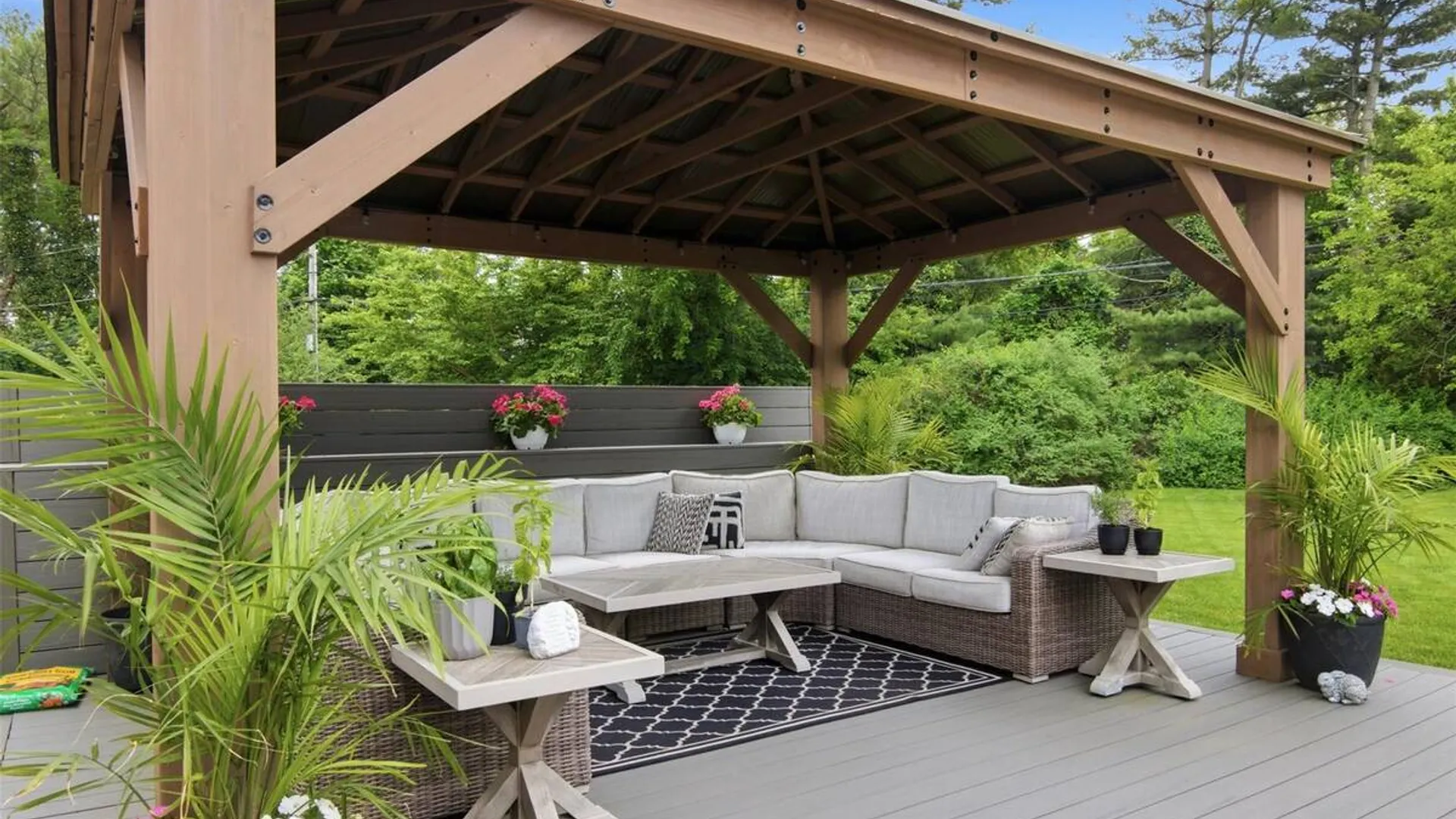Property at 4 Blackwell Court, Stony Brook, NY 11790 38