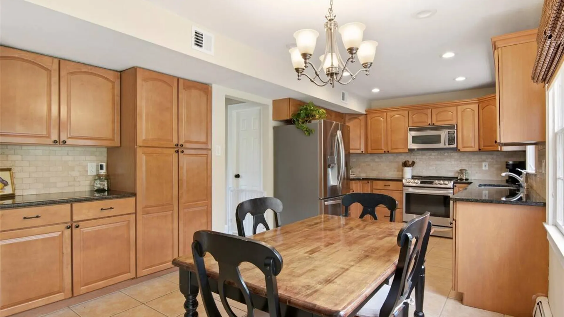 Property at 4 Blackwell Court, Stony Brook, NY 11790 10