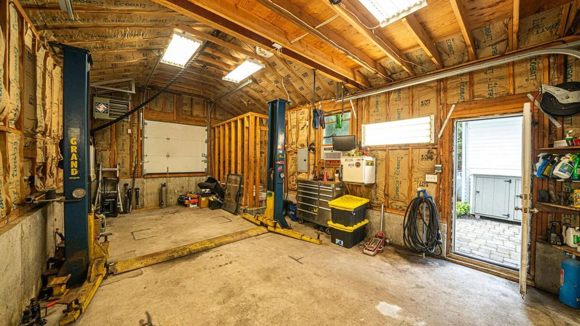 Property at 24 4th Avenue, Rocky Point, NY 11778 33