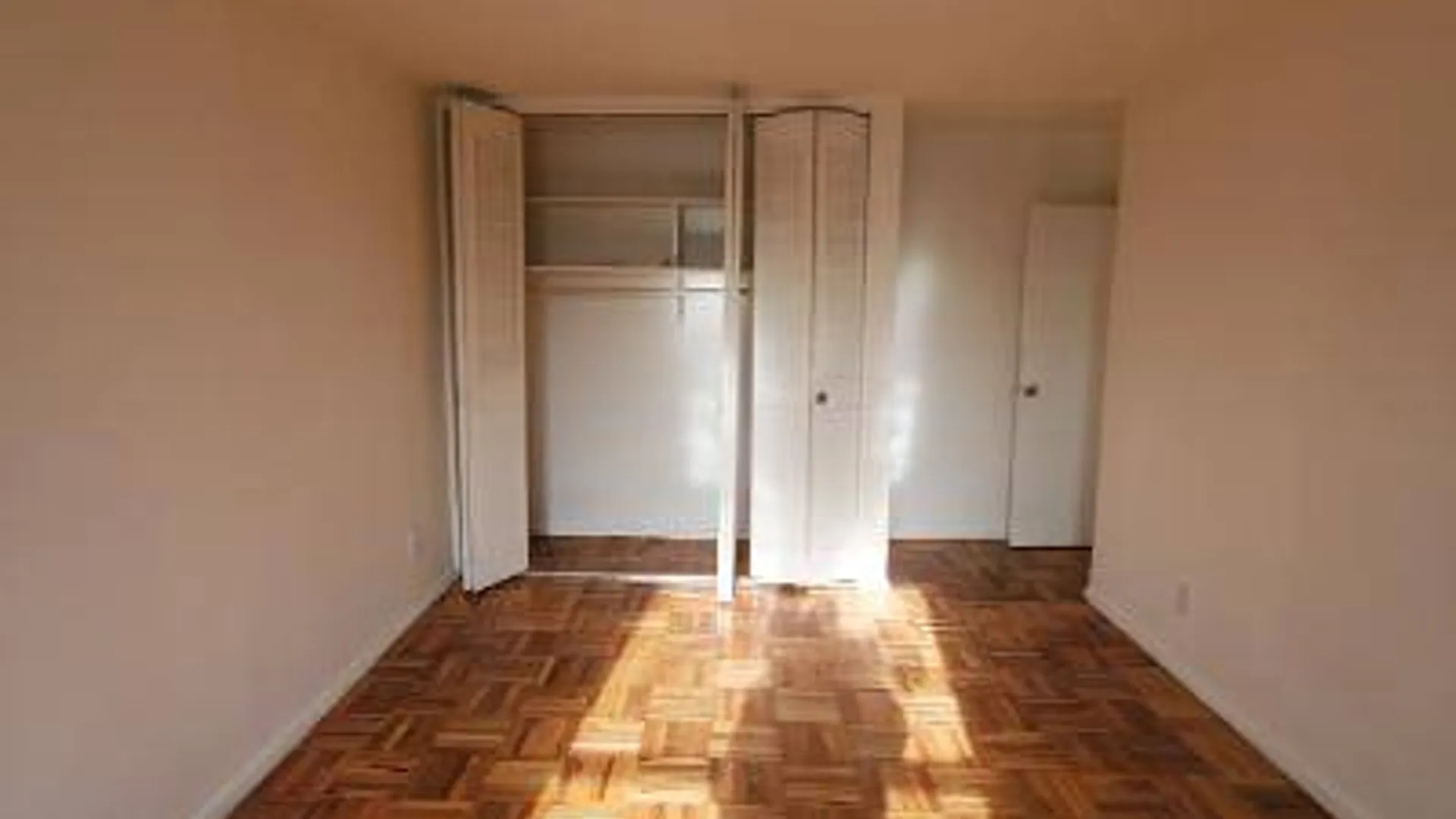 Property at 9420 59 AVE, ELMHURST, NY 11373 11