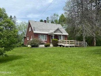 Property at 1388 Midline Rd, Amsterdam, NY 12010