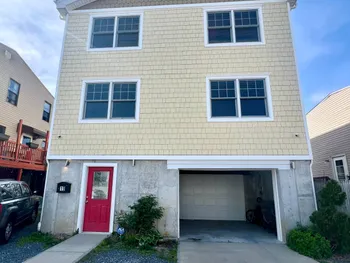 Property at 19 Nova Ct, Brooklyn, NY 11229