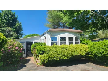 Property at 703 Fresh Pond Ave, Calverton, NY 11933