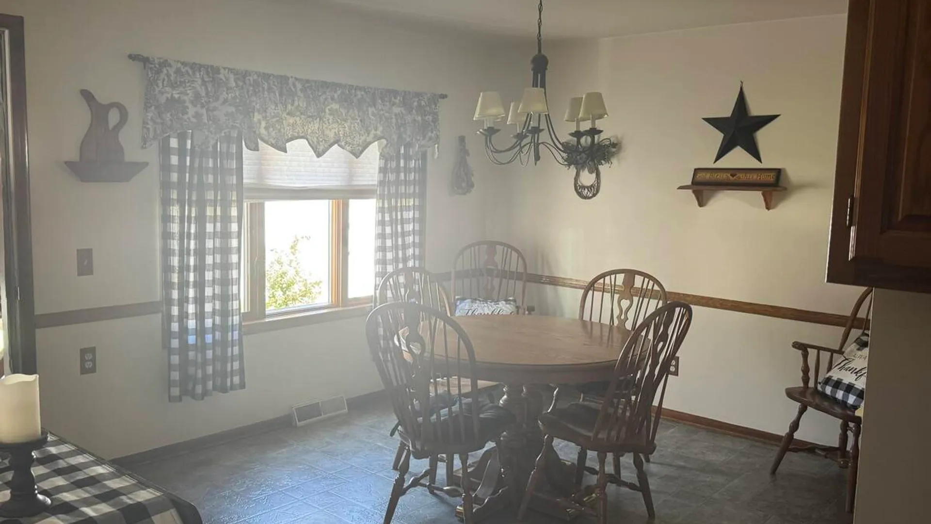 Property at 2105 Oaklawn Avenue, Rotterdam, NY 12306 7