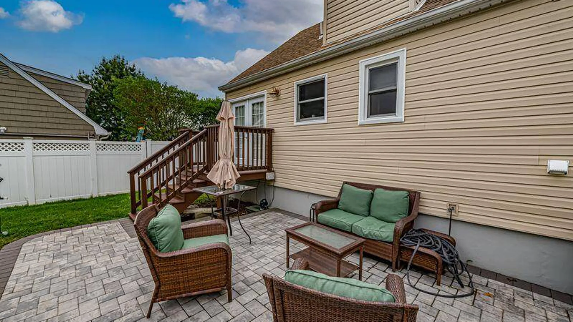Property at 49 Mortimer Avenue, Babylon, NY 11702 14