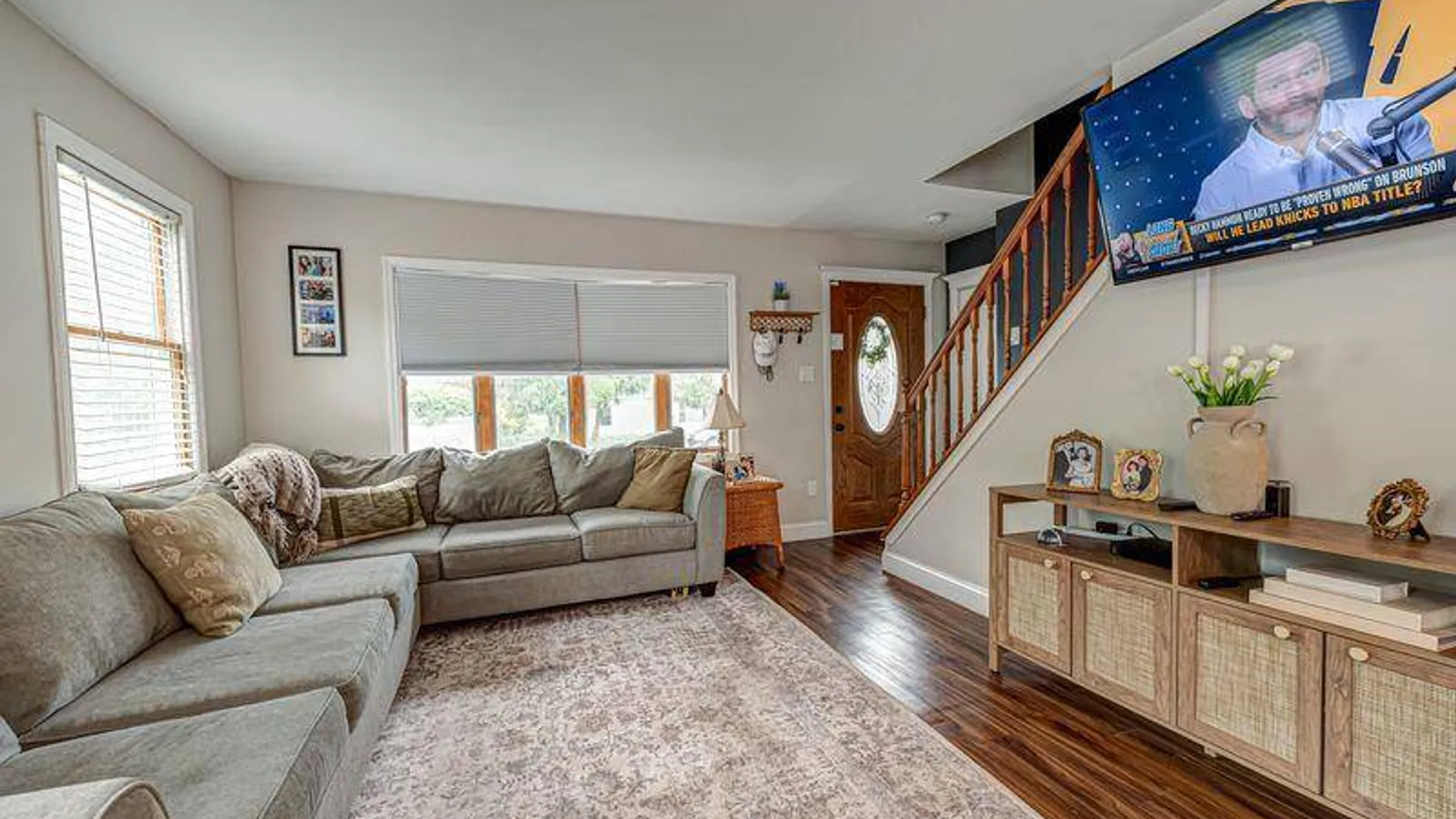 Property at 49 Mortimer Avenue, Babylon, NY 11702 3