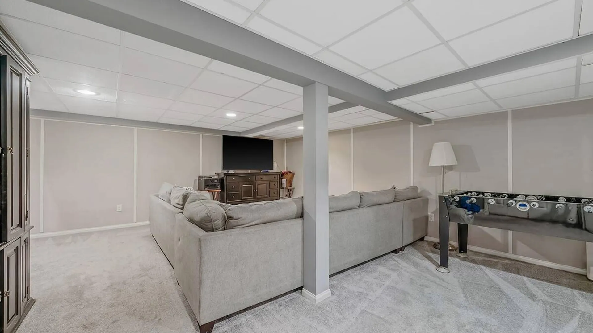 Property at 10 Radcliff Boulevard, Glen Head, NY 11545 28