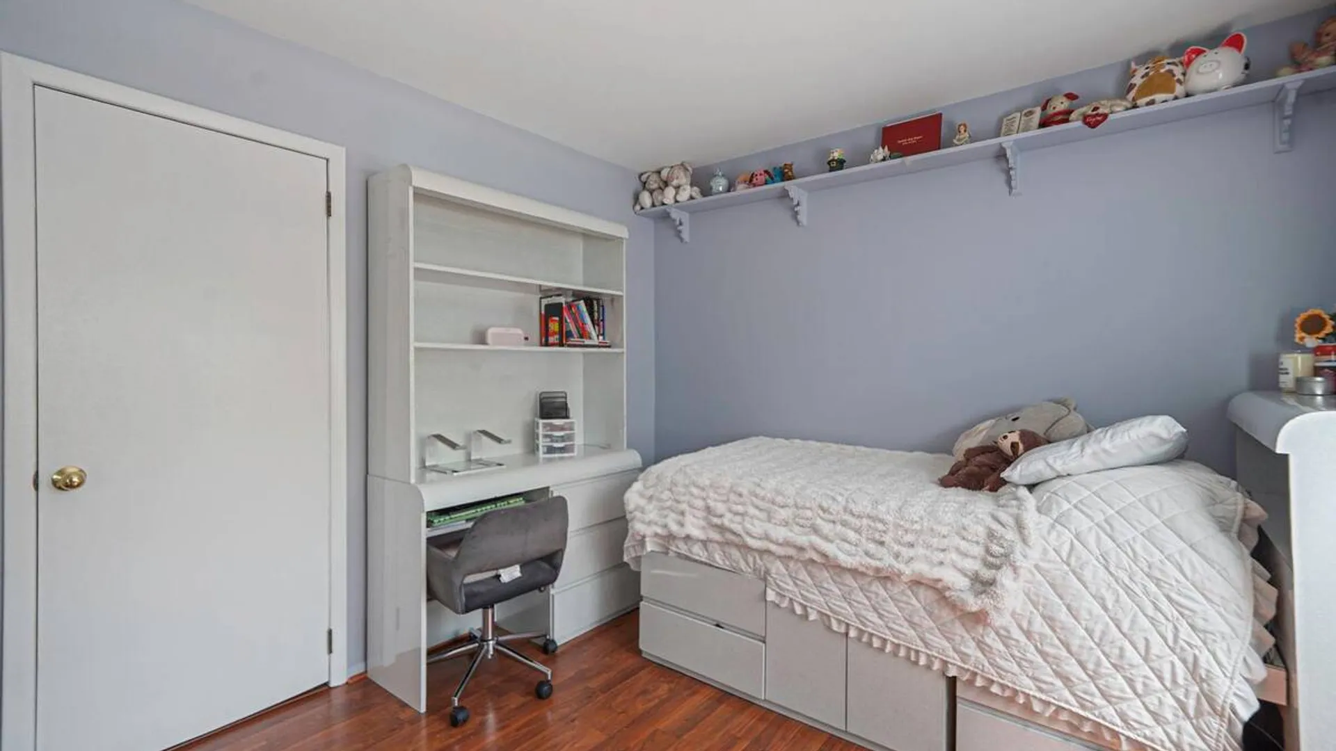 Property at 15 Peters Lane, Port Jefferson Station, NY 11776 40