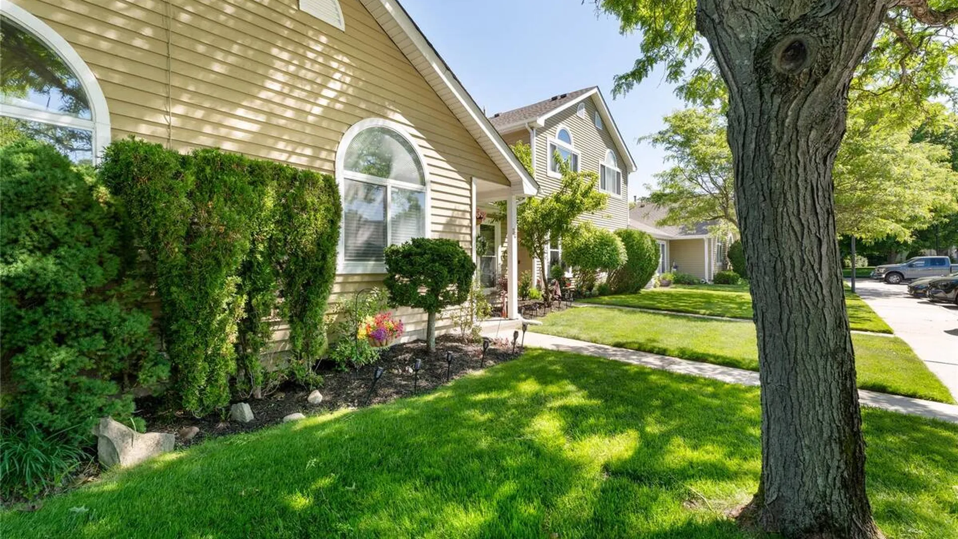 Property at 59 Eric Drive, Middle Island, NY 11953 4