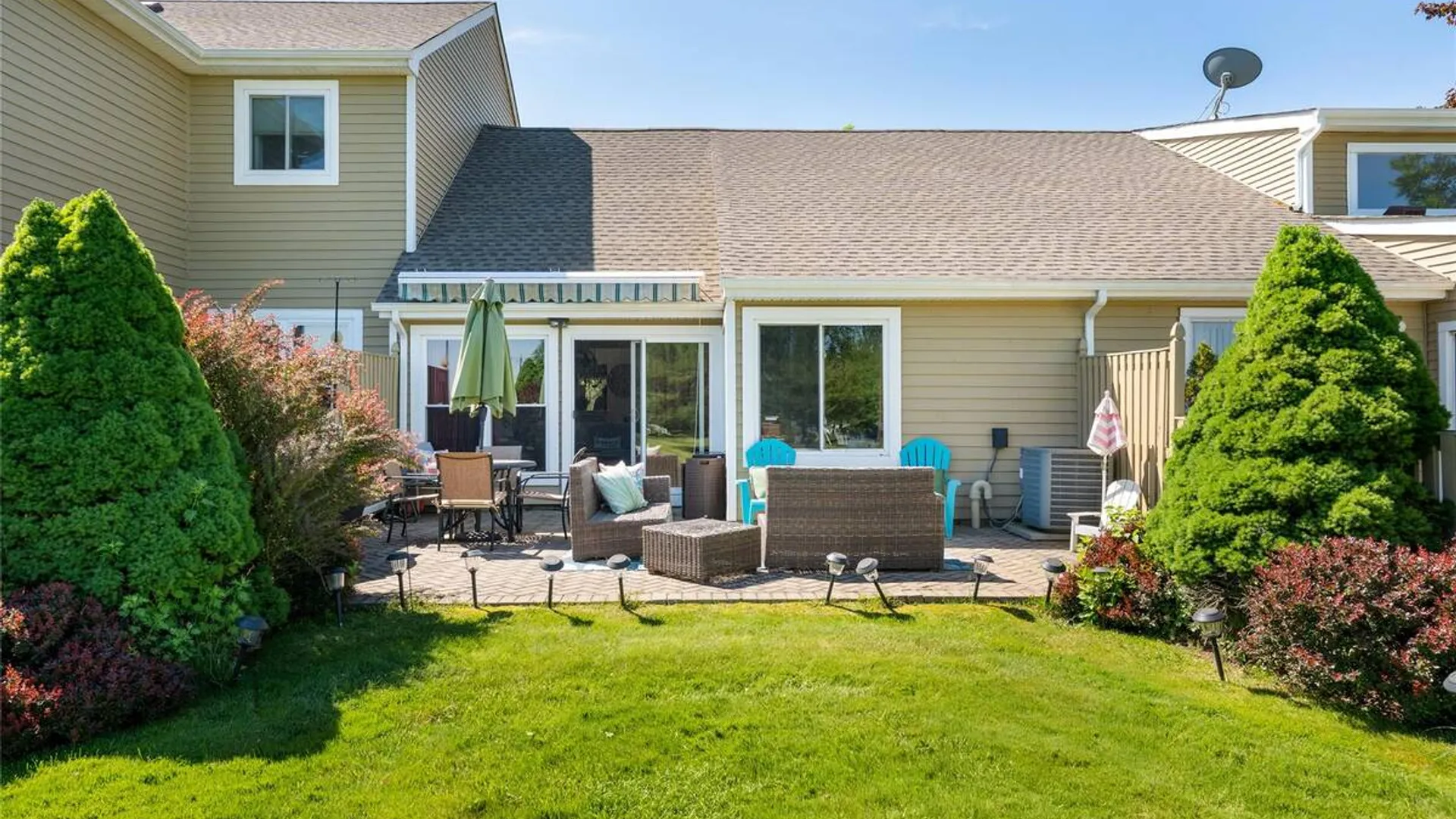 Property at 59 Eric Drive, Middle Island, NY 11953 6