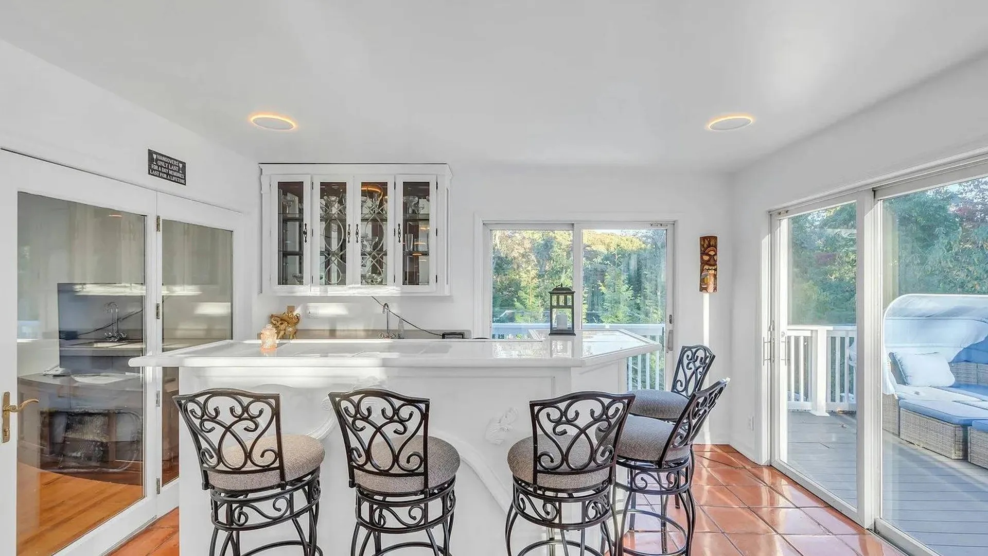 Property at 19 Bay Woods Dr, Hampton Bays, NY 11946 17