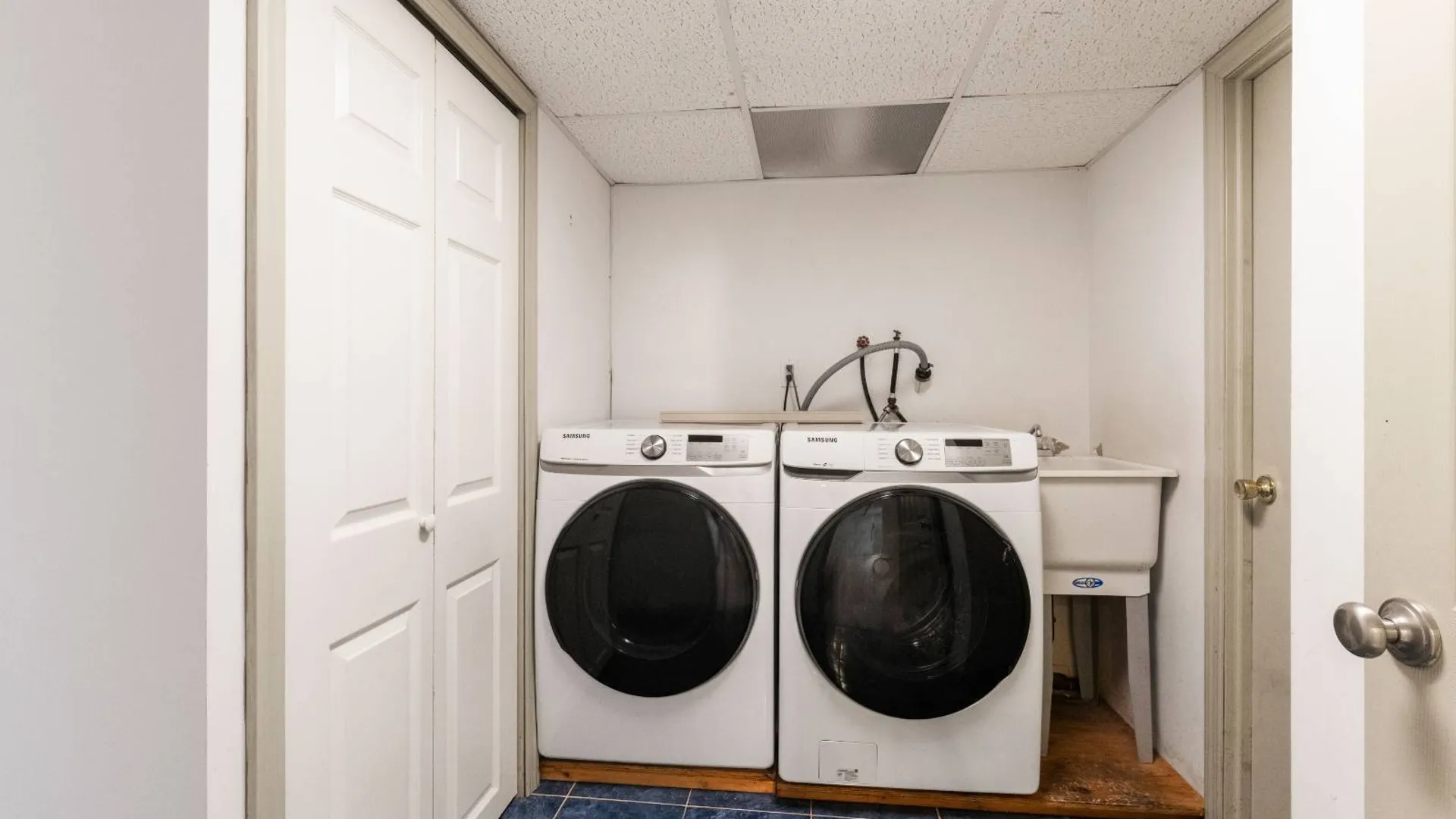 Property at 50-02 195th Street, Fresh Meadows, NY 11365 25
