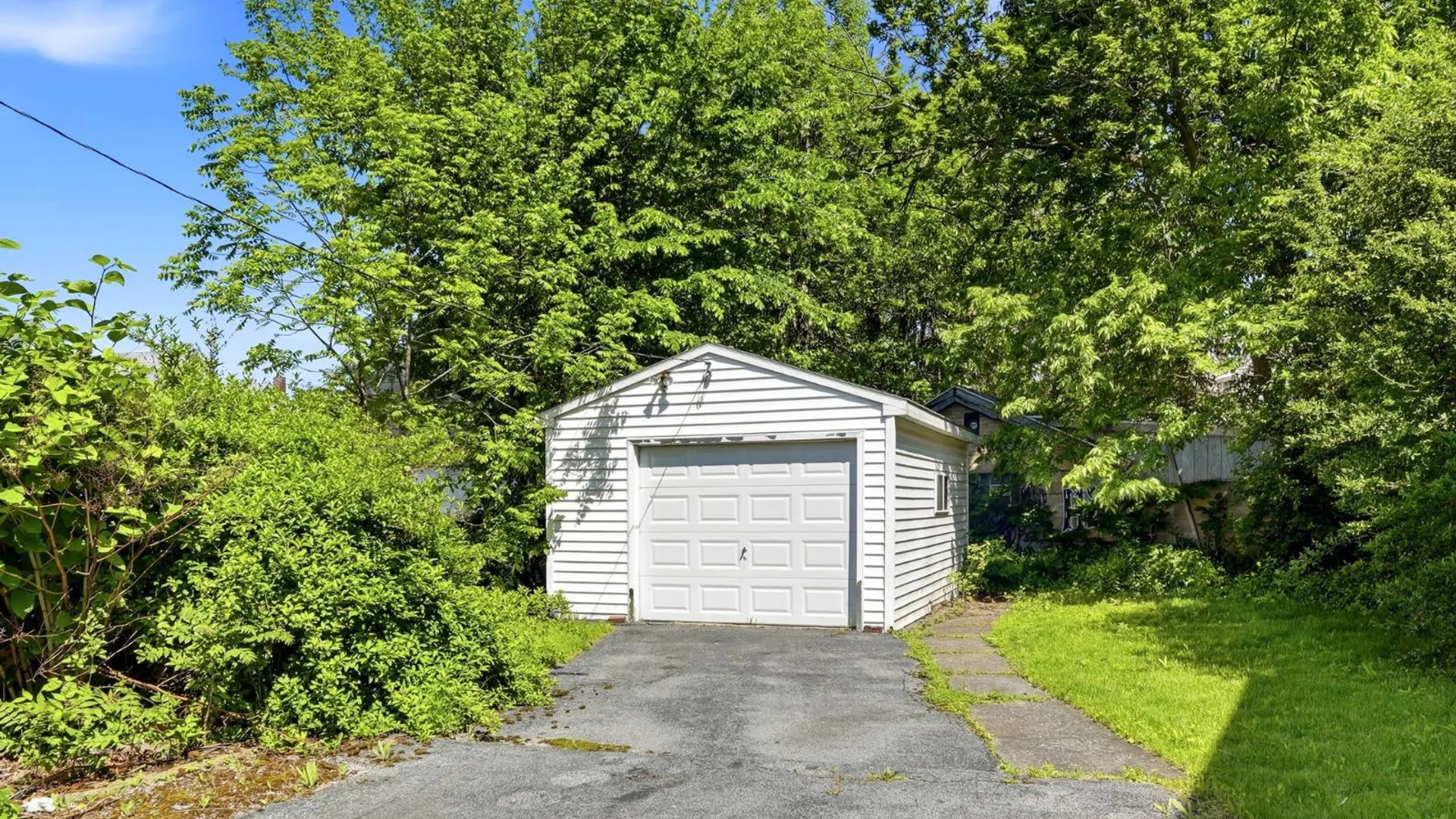 Property at 18 Marion Street, Buffalo, NY 14207 33
