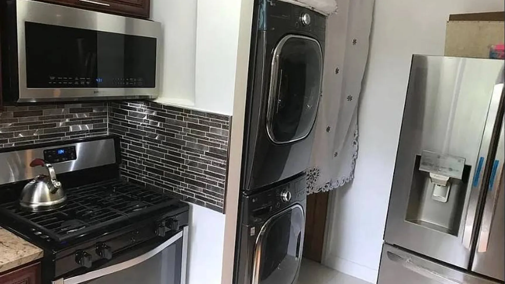 Property at 24-27 92 STREET, East Elmhurst, NY 11369 16