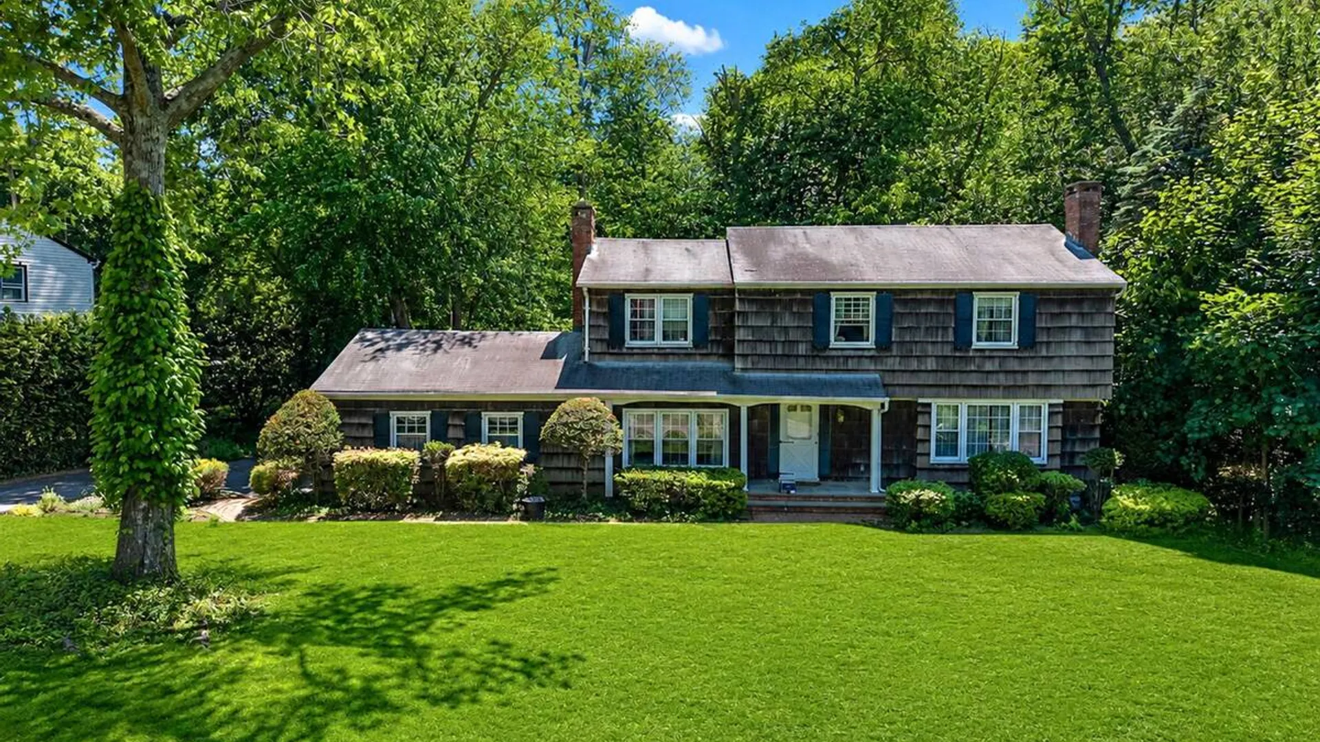 Property at 23 Whitney Gate, Smithtown, NY 11787 10