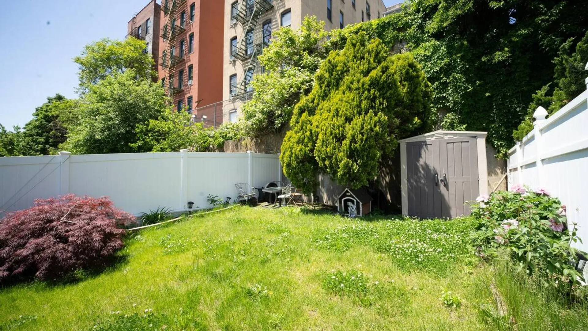 Property at 1539 Longfellow Avenue, Bronx, NY 10460 12