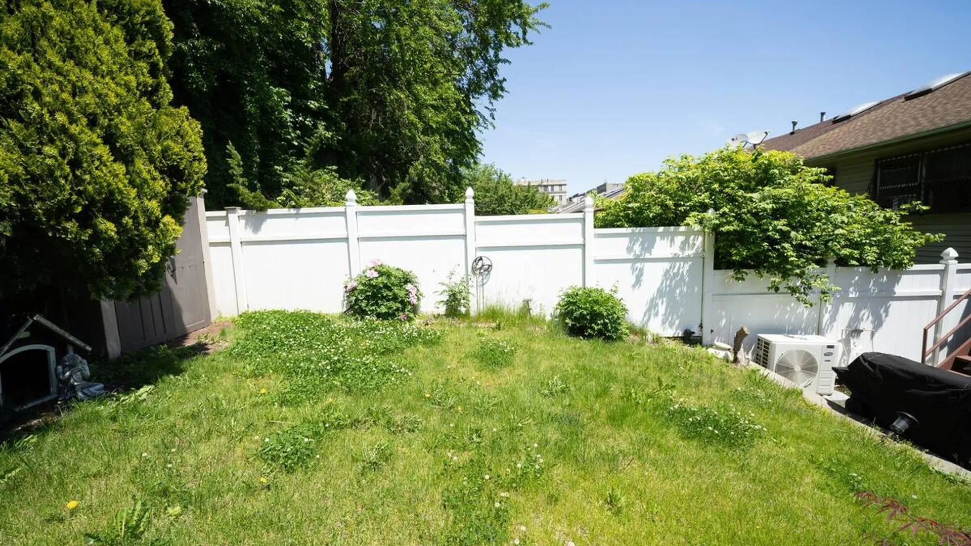 Property at 1539 Longfellow Avenue, Bronx, NY 10460 13