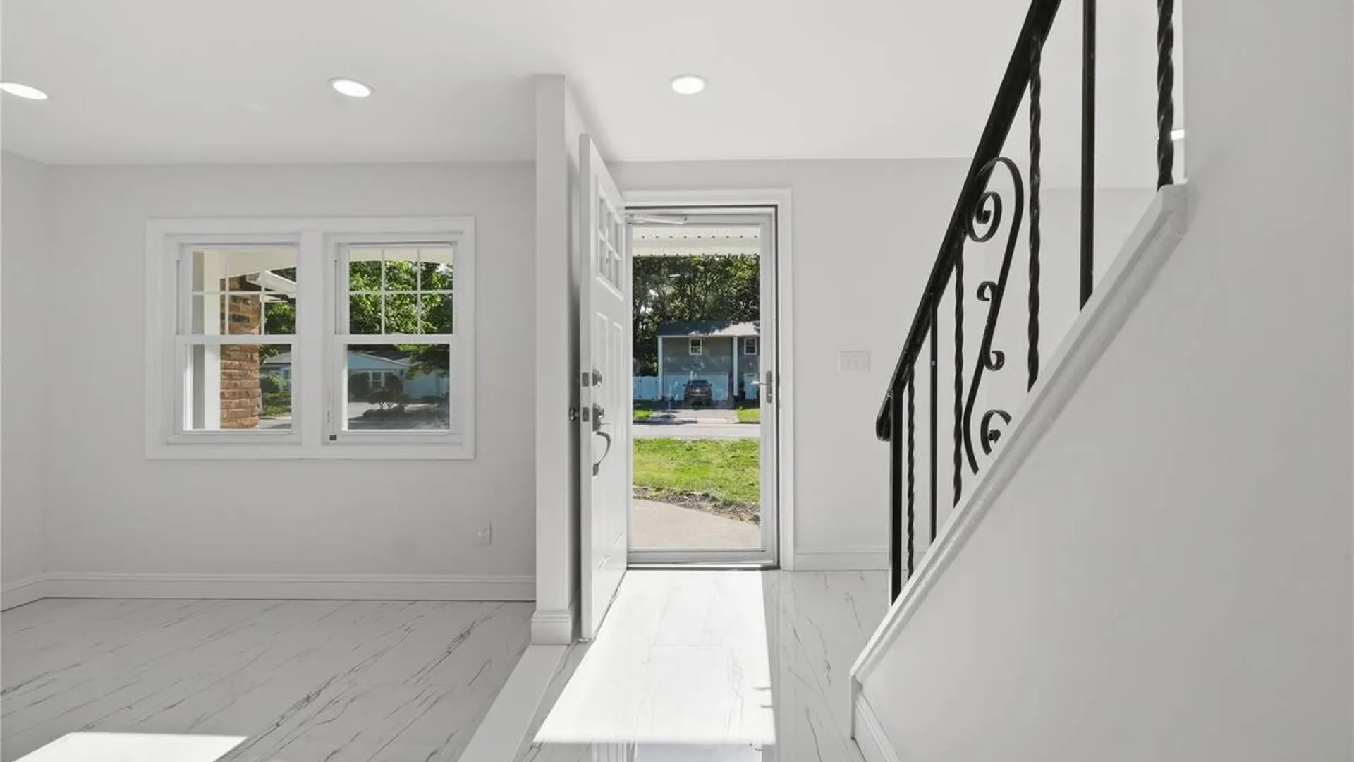 Property at 4 Summercress Lane, Coram, NY 11727 11