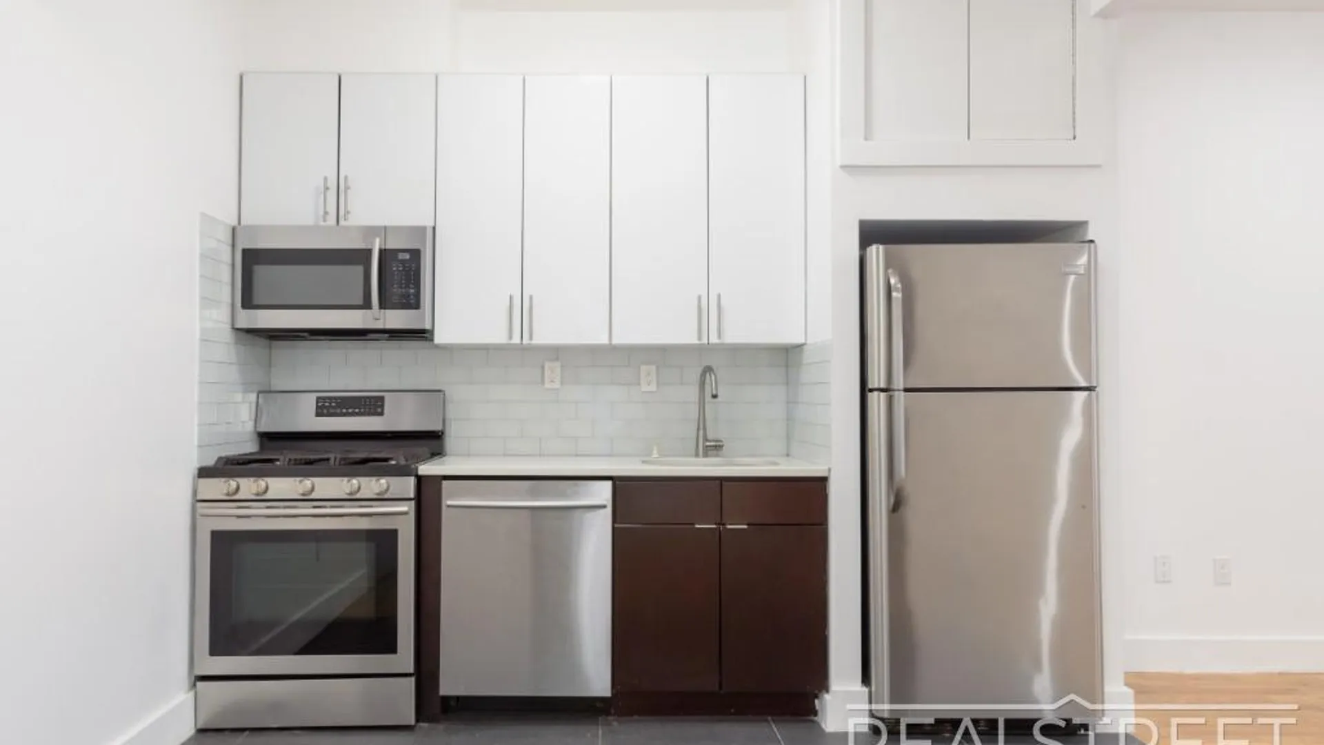 Property at 90-02 Queens Blvd, ELMHURST, NY 11373 4