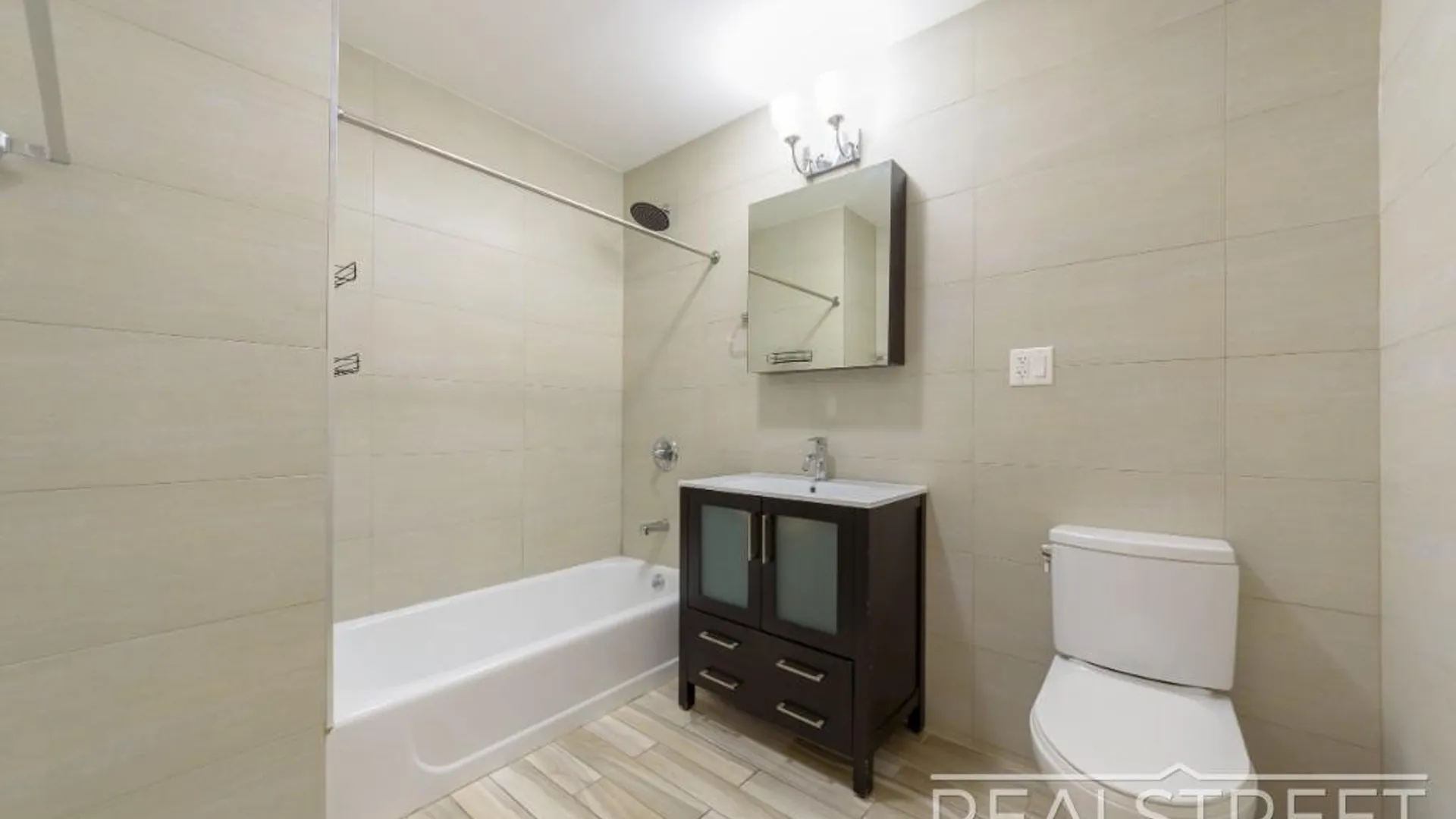 Property at 90-02 Queens Blvd, ELMHURST, NY 11373 5