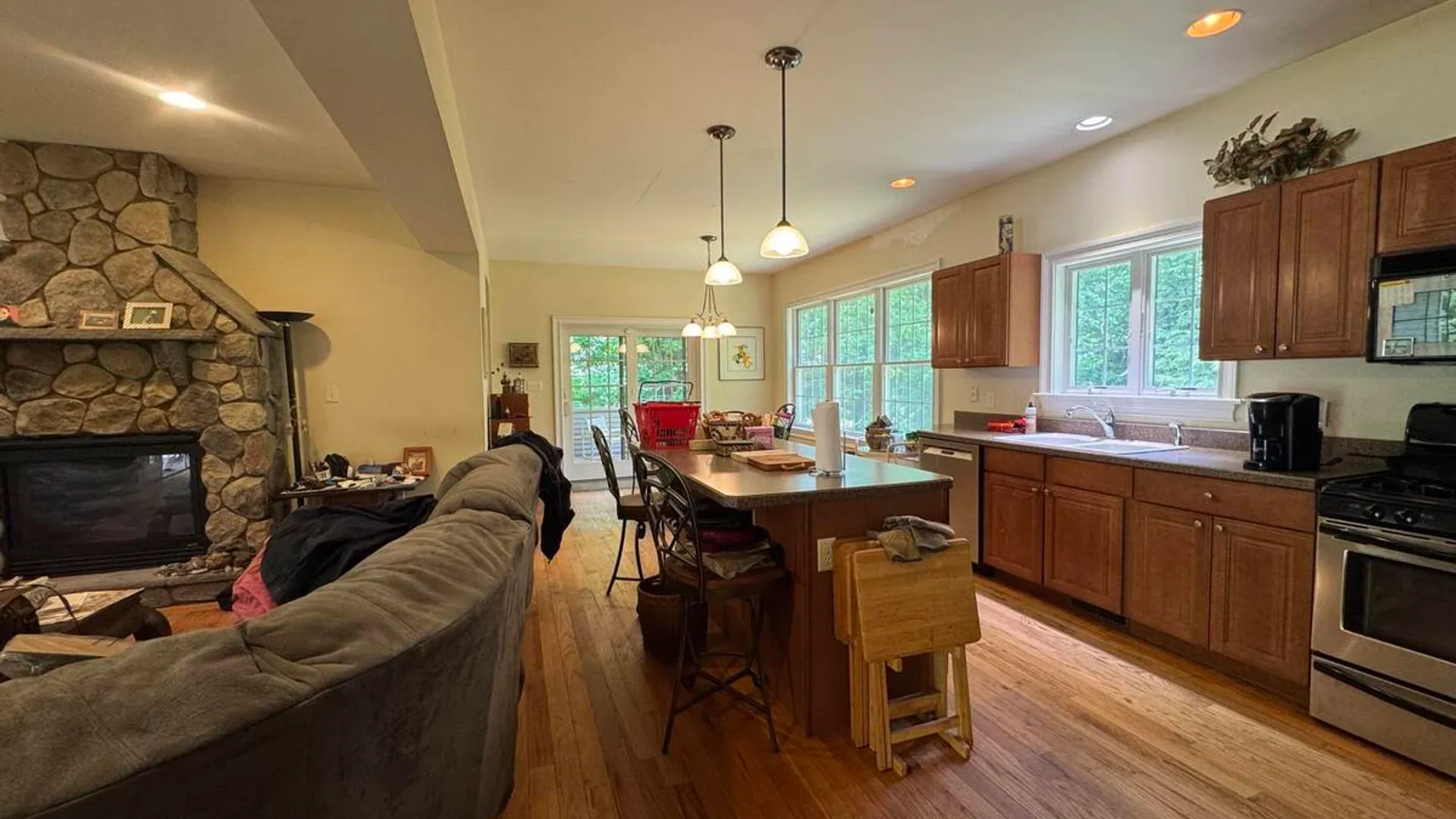 Property at 3 Hillcrest Lane, Wilton, NY 12866 10