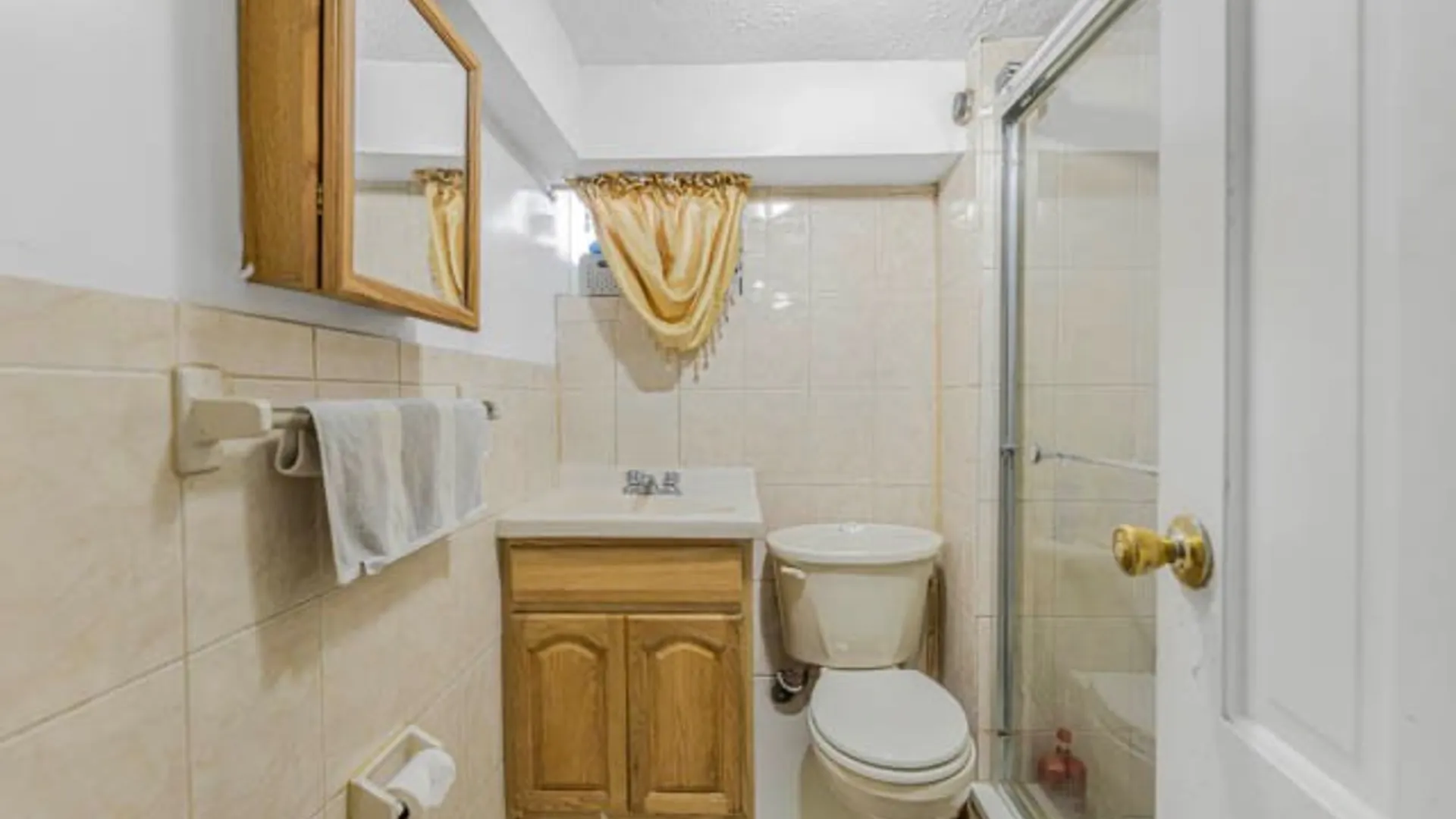 Property at 39 Nile St, Yonkers, NY 10704 13