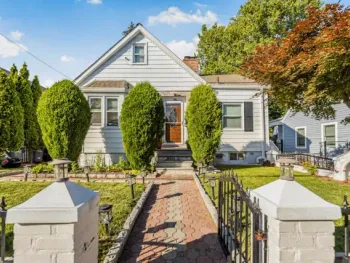 Property at 39 Nile St, Yonkers, NY 10704