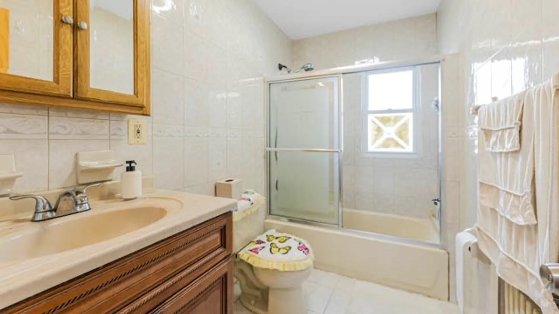 Property at 39 Nile St, Yonkers, NY 10704 23