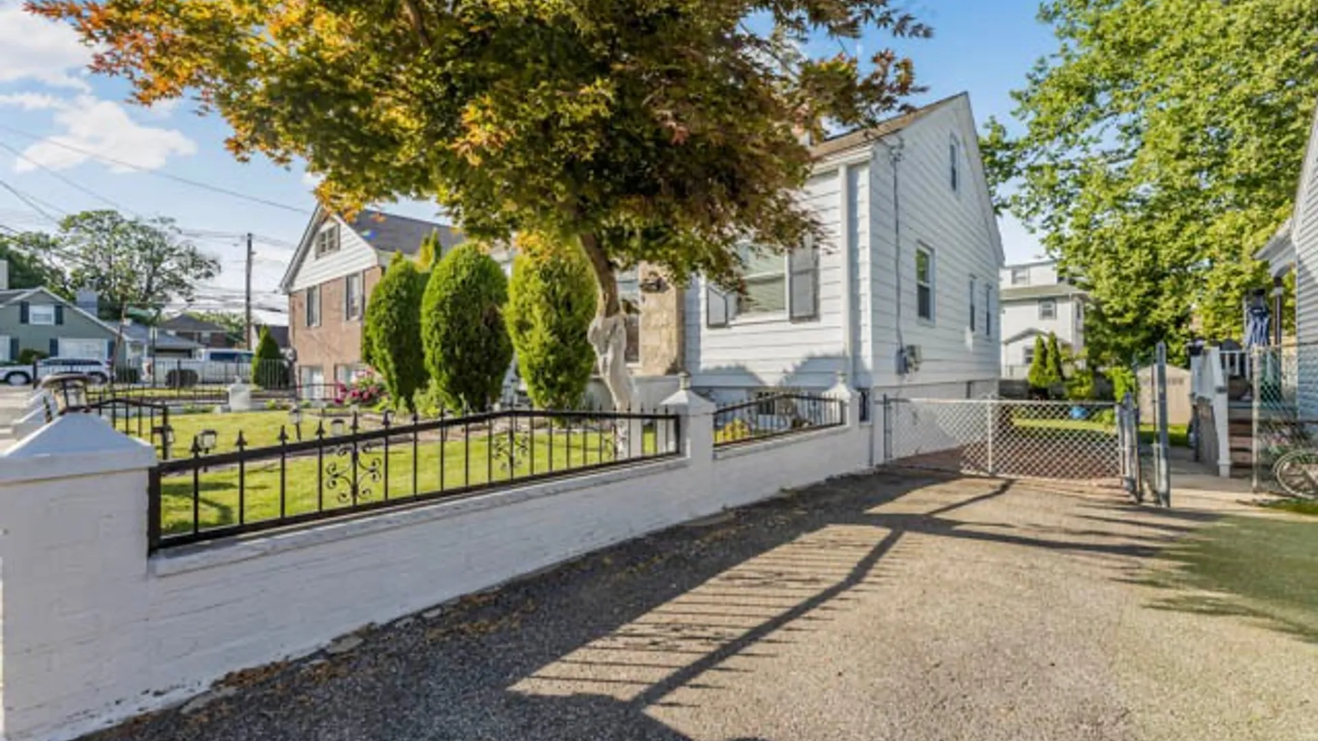 Property at 39 Nile St, Yonkers, NY 10704 4