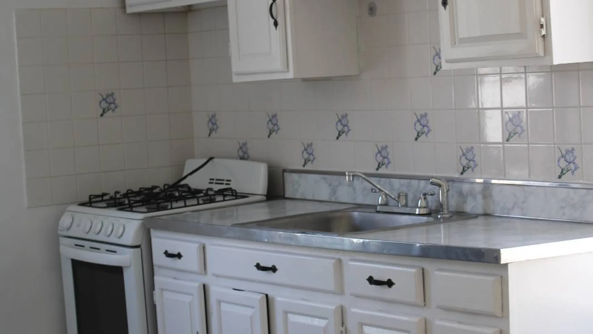 Property at ** 123rd St, South Ozone Park, NY 11420 14