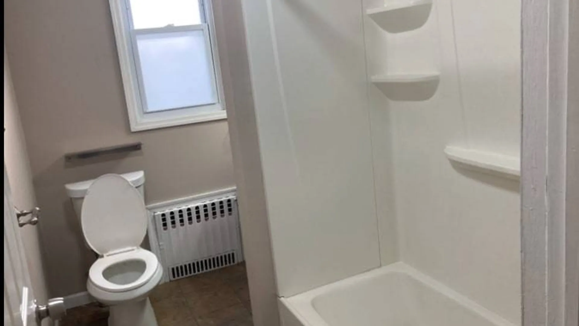Property at 51 Hollywood Ave, Albany, NY 12208 10
